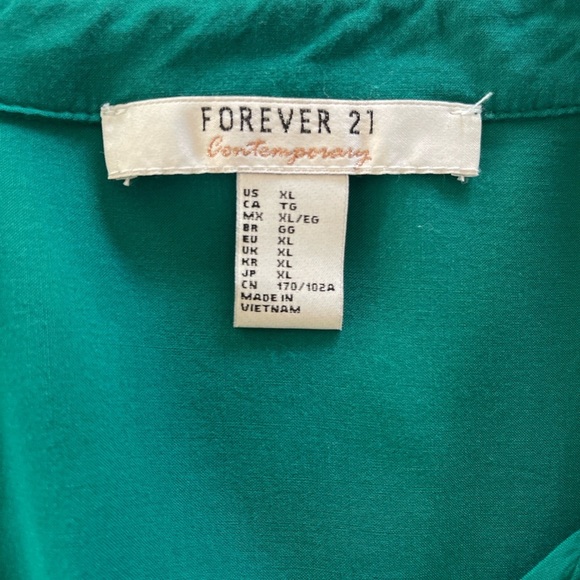 Emerald Green Women's Top - Picture 4 of 5